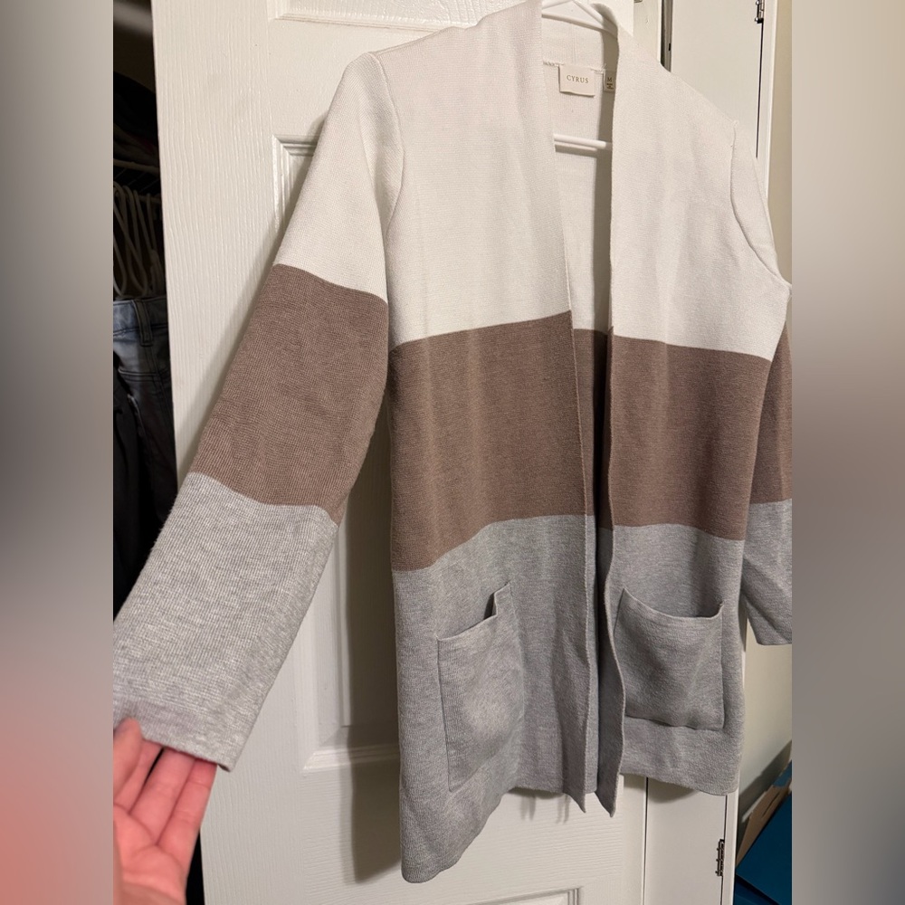 Cyrus Colorblock Open Cardigan - Medium - Picture 4 of 10